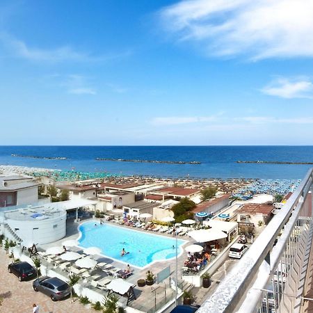 Hotel Saint Tropez Spa & Restaurant Lido Di Savio Eksteriør bilde