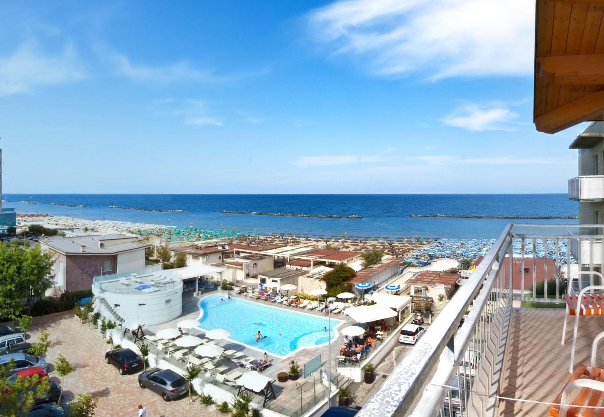 Hotel Saint Tropez Spa & Restaurant Lido Di Savio Eksteriør bilde