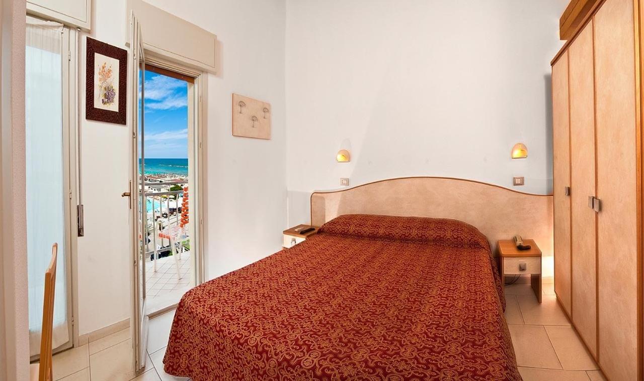 Hotel Saint Tropez Spa & Restaurant Lido Di Savio Rom bilde